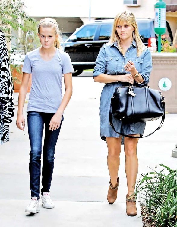 
    Deşi are numai 15 ani, Ava o copiază perfect pe celebra actriţăFoto: Guliver/Splashnews/Gettyimages  