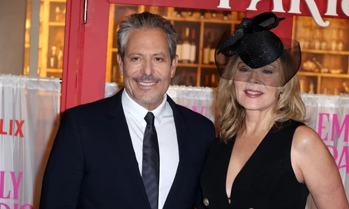 Kim Cattrall si Darren Star la premiera Emily in Paris   profimedia 0742901557 jpg