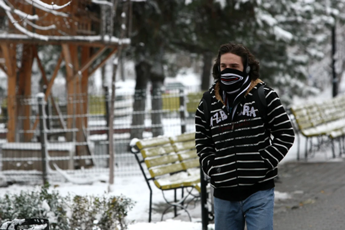 Prognoza meteo pentru următoarele două zile anunță că vremea se va menține geroasăfoto: Click!