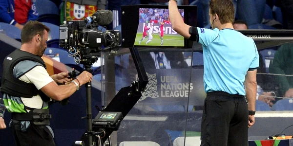 VAR fotbal
