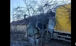 accident tir casa Buzau Smeeni  captura video FB png