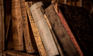 old books 436498 1280 jpg