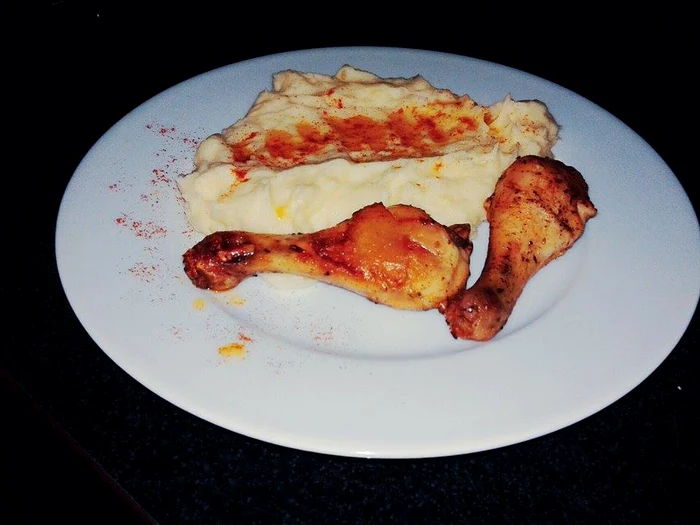 
    Pulpe de pui cu miere  