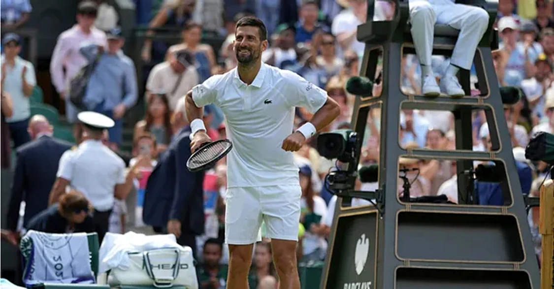 Noul mod de a celebra al lui Novak Djokovici. Foto LAPRESSE