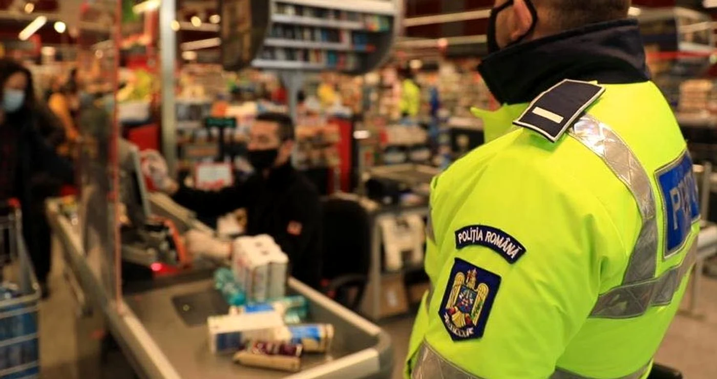 Doi polițiști, prinși la furat într-o săptămână: unul din Iași, altul din Cluj