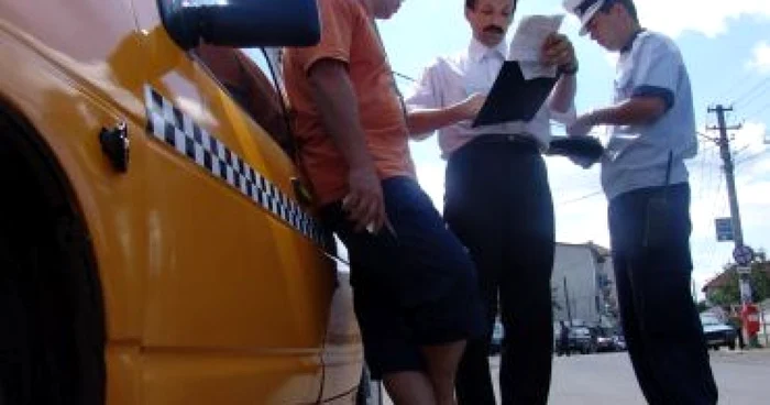Râmnicu Vâlcea: „Piraţii” care practică taximetria sunt luaţi în vizor de autorităţi