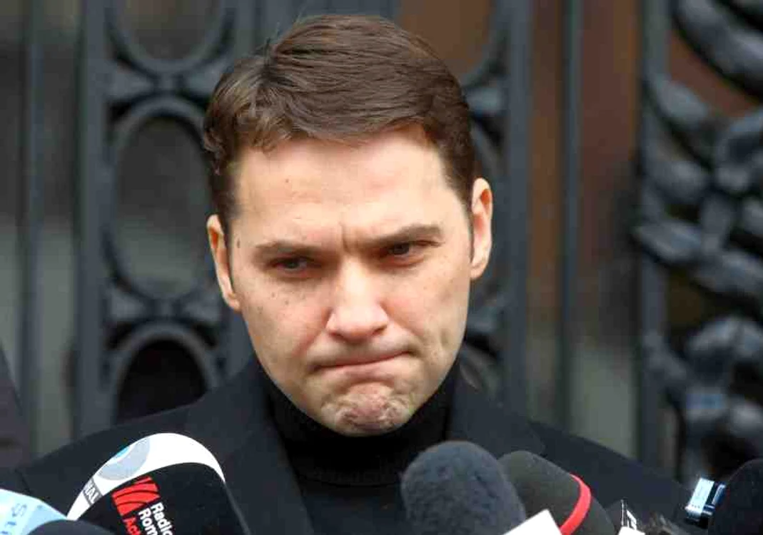 
    Dan Şova este cercetat pentru fals în înscrisuri, evaziune fiscală şi spălare de baniFoto: Marian Iliescu / Adevărul  