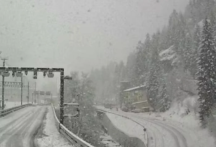 Trenul a deraiat lângă Goppenstein, în cantonul Valais FOTO Webcam BLS