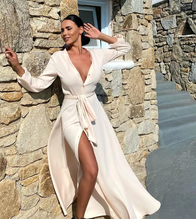 9 lavinia pirva banica hot sexy in vacanta in grecia 8 jpg jpeg