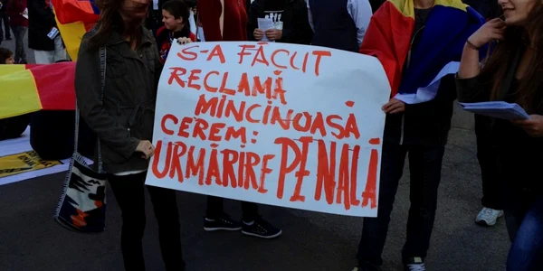 protest rosia montana in Suceava. FOTO