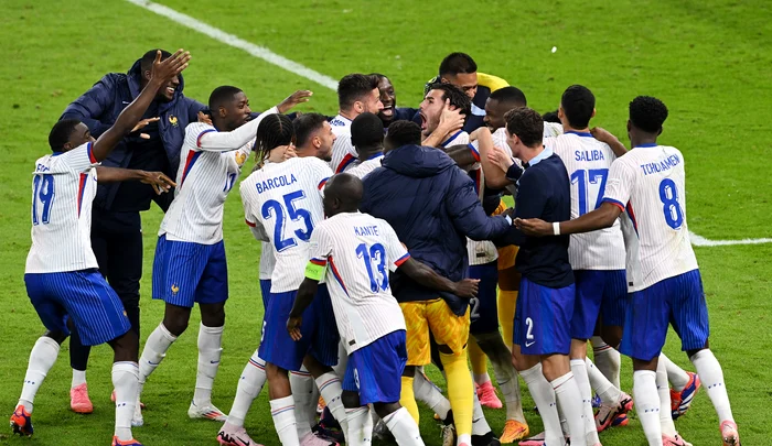 Bucuria francezilor, după victoria în fața Portugaliei, la Euro 2024. Foto PRO TV