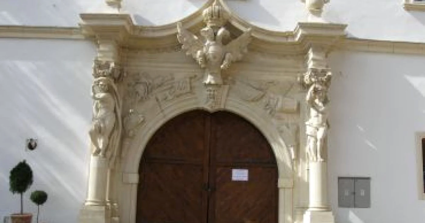 Alba Iulia: Poarta a IV-a a Cetăţii şi-a recăpătat strălucirea de odinioară