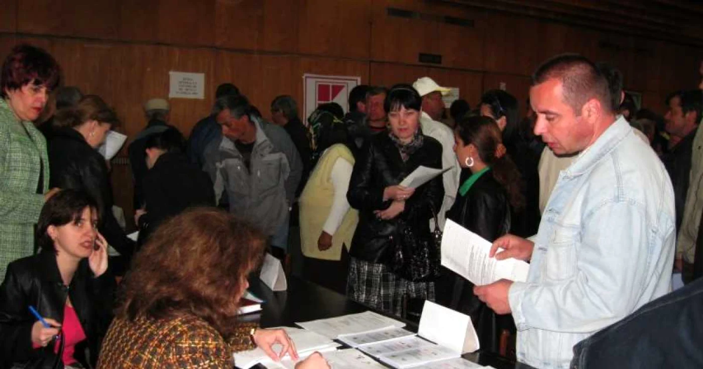 Numărul şomerilor a crescut (foto: arhivă)
