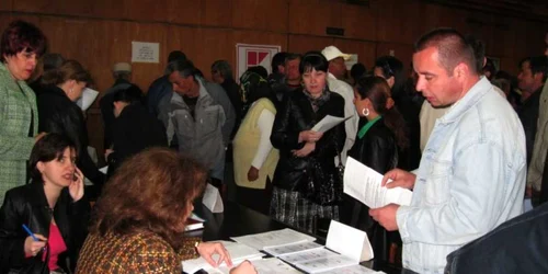 Numărul şomerilor a crescut (foto: arhivă)