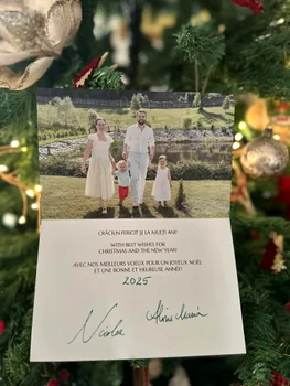 Felicitarea de Crăciun a lui Nicolae și Alina ai României/foto David Niviere