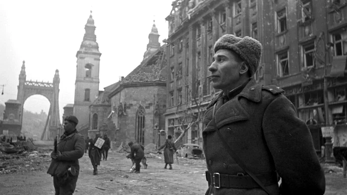 Calendar 13 februarie: 1945   Orașul Budapesta a fost eliberat de sub ocupația fascistă jpeg