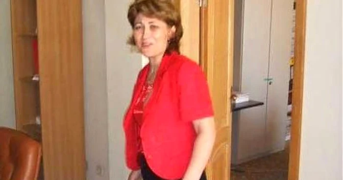 Mariana Dulgheru a  lucrat ca şi consilier bancar la BRD până în 2008 