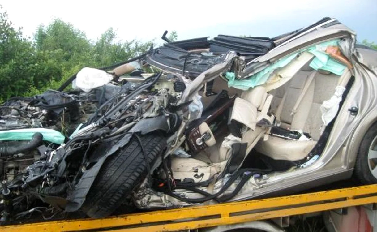 Alin Popa conducea un Mercedes S 420 (Foto: Adevărul)