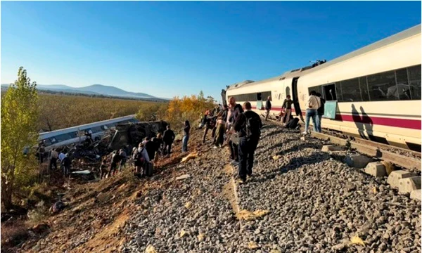accident feroviar spania jpg