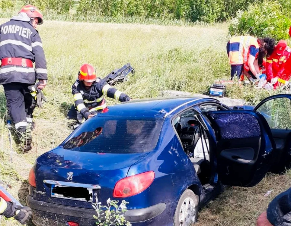 Femeia a fost resuscitată, dar nu a mai putut fi salvată