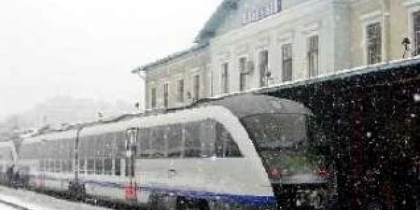 Trenuri anulate din cauza zăpezii