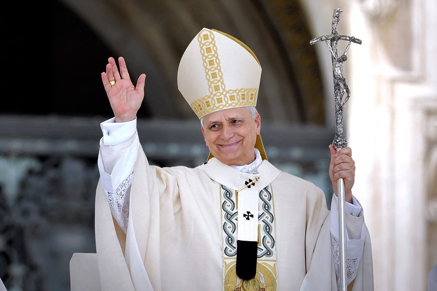Papa Leon limitează puterile Băncii Vaticanului