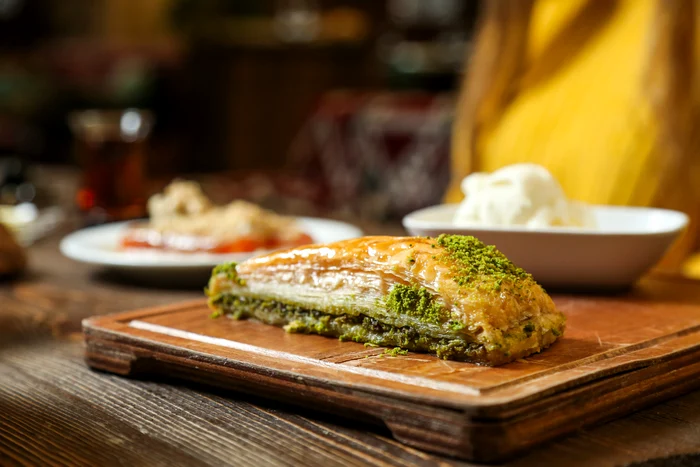 Baklavalele cu fistic, specialitatea casei în Gaziantep. Sursa: Pixabay