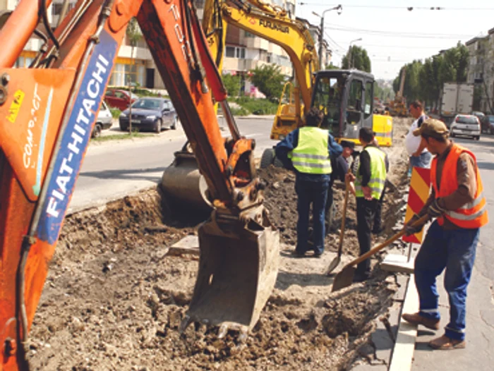 Iaşi: 24 de milioane de lei din banii ieşenilor intră în pământ