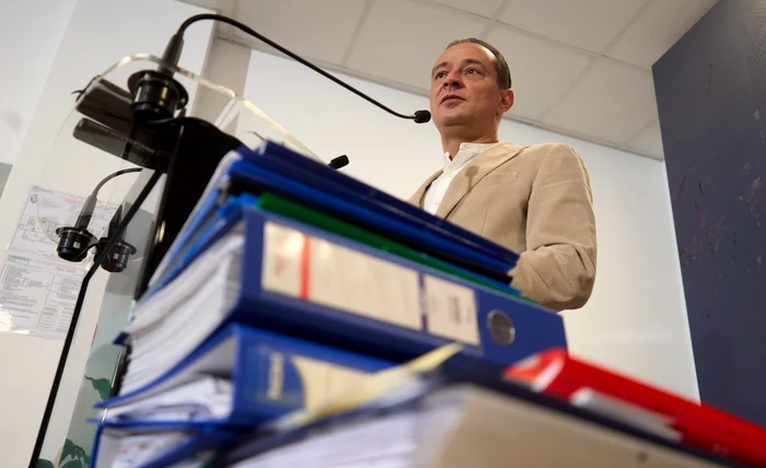 Lucrările de consolidare a planșeului Unirii încep săptămâna viitoare. Primarul Sectorului 4 dă „cea mai importantă şi complicată veste”