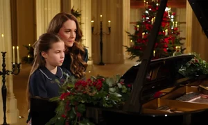 kate middleton charlotte duet captura video jpg