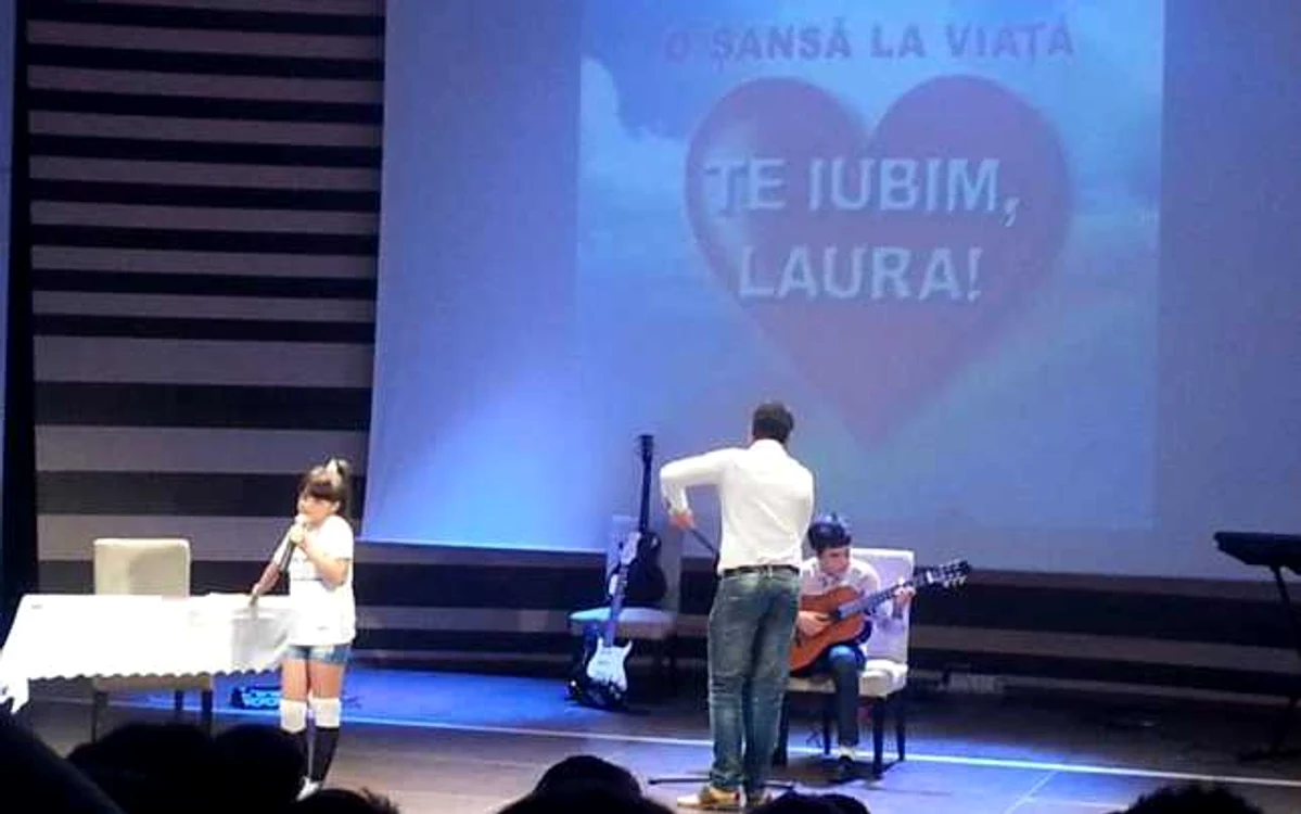 Copii de toate vârstele au interpretat pentru Laura Turturică  (FOTO: Facebook)
