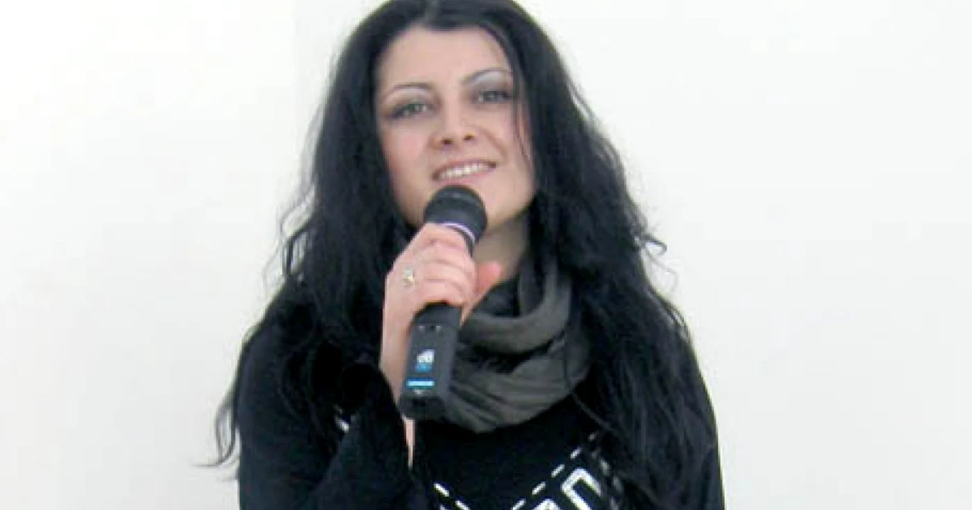 Mădălina Chertic, membra trupei Ride