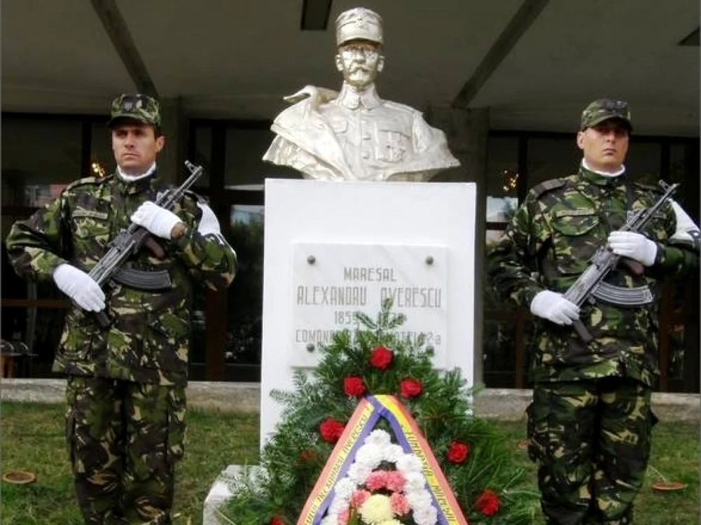 Campania din vara anului 1917 reprezintă apogeul carierei militare a mareşalului Alexandru Averescu.