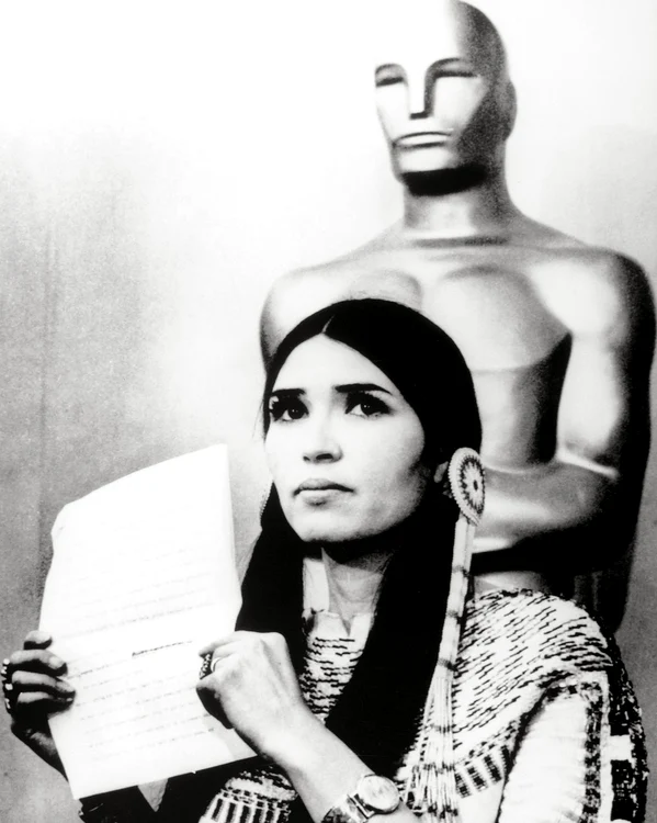 4 profimedia 0137089770 jpg jpeg