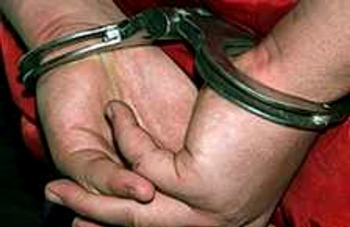 Agresorii a fost reţinuţi de poliţişti Foto: Arhivă