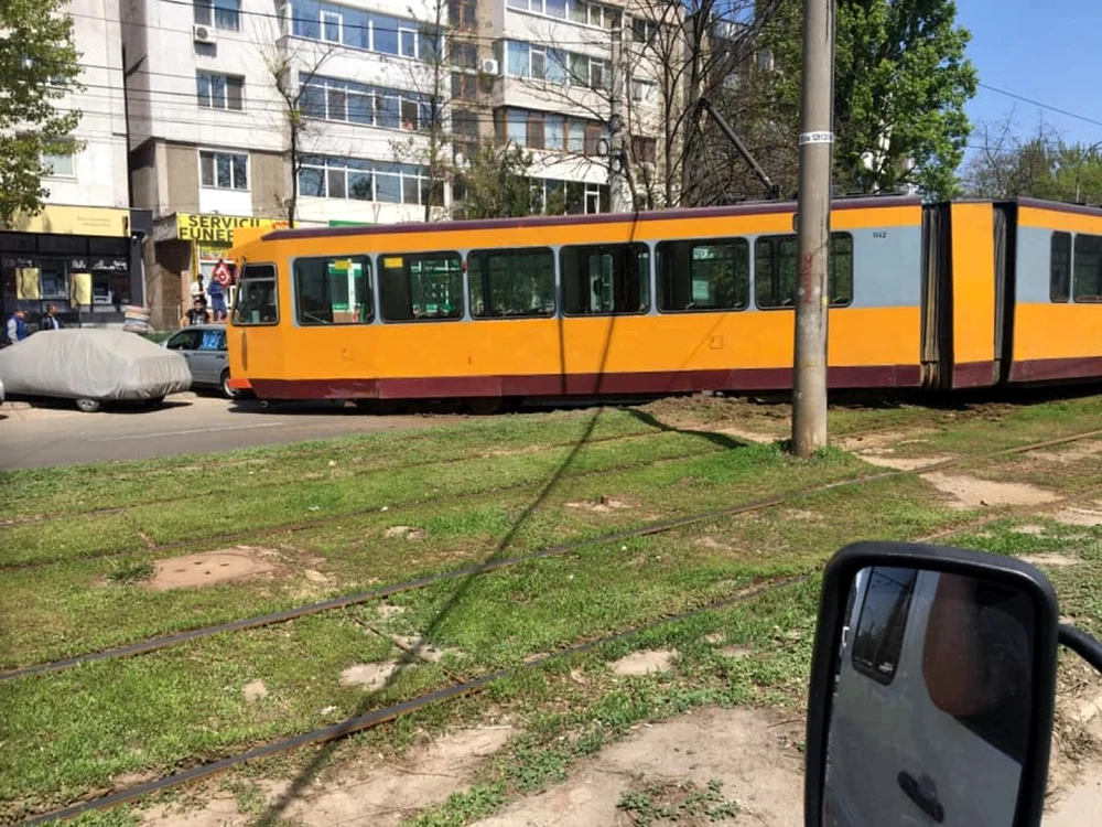 tramvai deraiat Galati 2