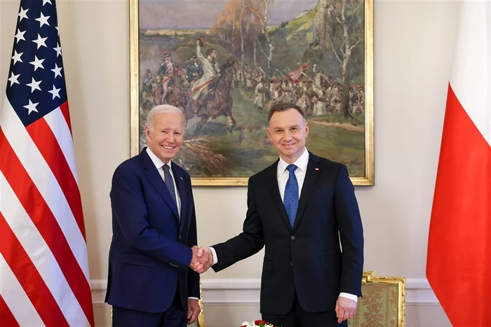 Joe Biden are discuții la Varșovia cu președintele polonez Andrzej Duda FOTO EPA-EFE