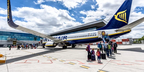 avion ryanair 1 jpeg