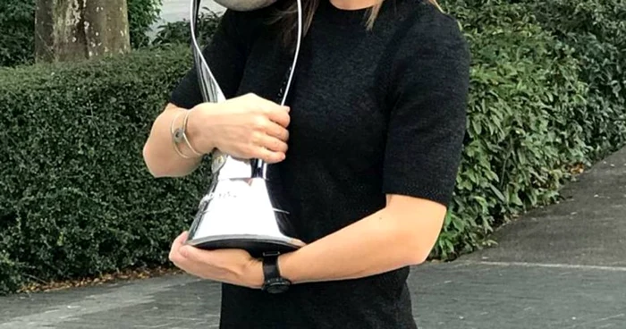 simona