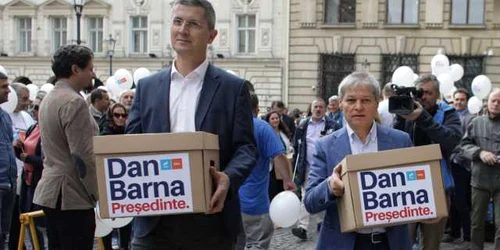 depunere semnaturi prezidentiale barna ciolos usr plus foto inquam octav ganea