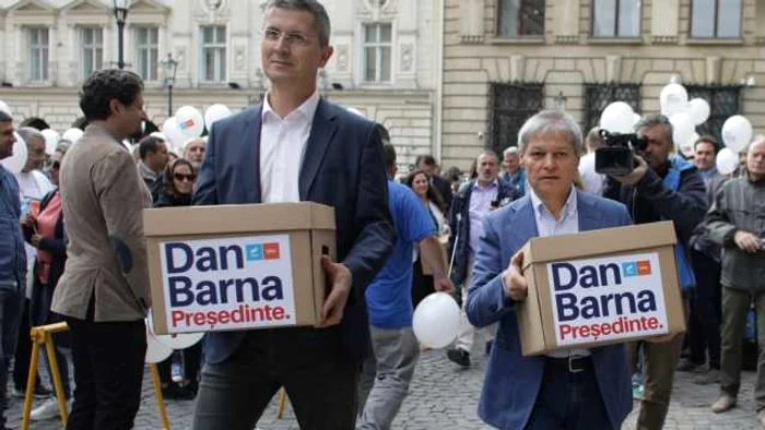 Dam Barna nu l-a luat şi pe Dacian Cioloş la Palatul Cotroceni. FOTO Inquam Photos / Octav Ganea