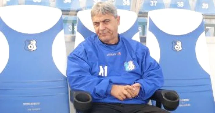 Târgu-Jiu: Sorin Cârţu poate să stea pe bancă la Piatra Neamţ