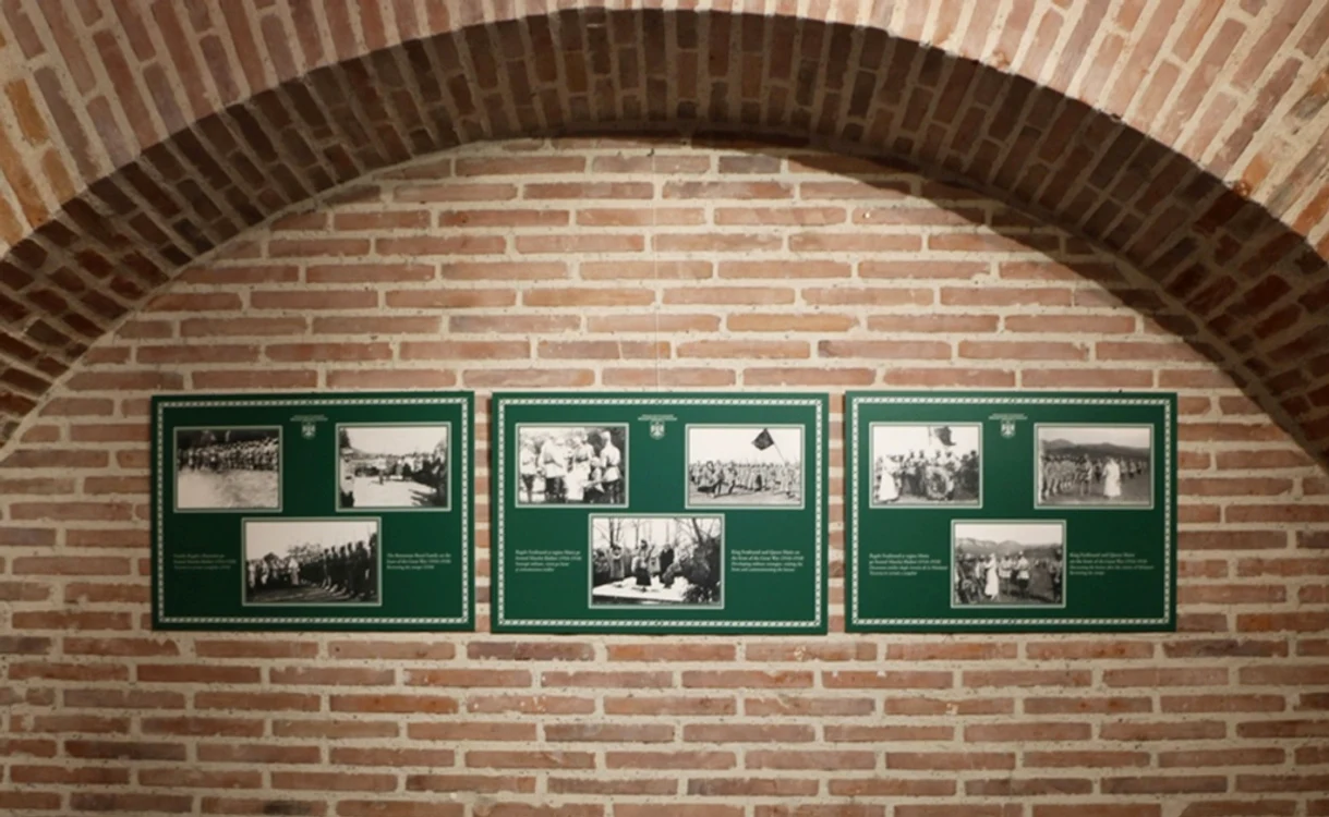expozitie (1) jpg jpeg