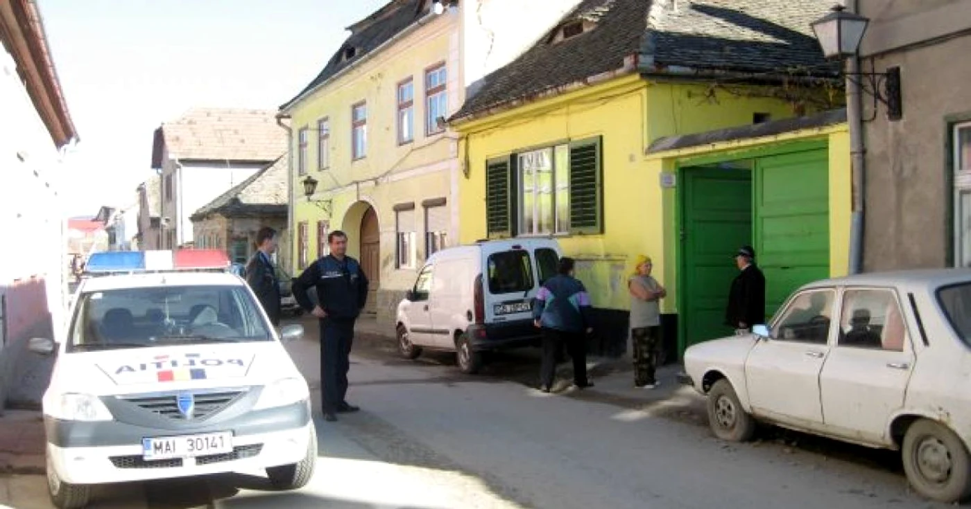 Medicii nu au putut decât să constate decesul celei pentru care s-a intervenit