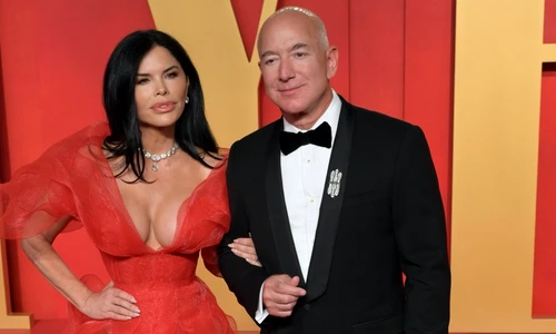 Jeff Bezos, Lauren Sanchez, foto Shutterstock jpg