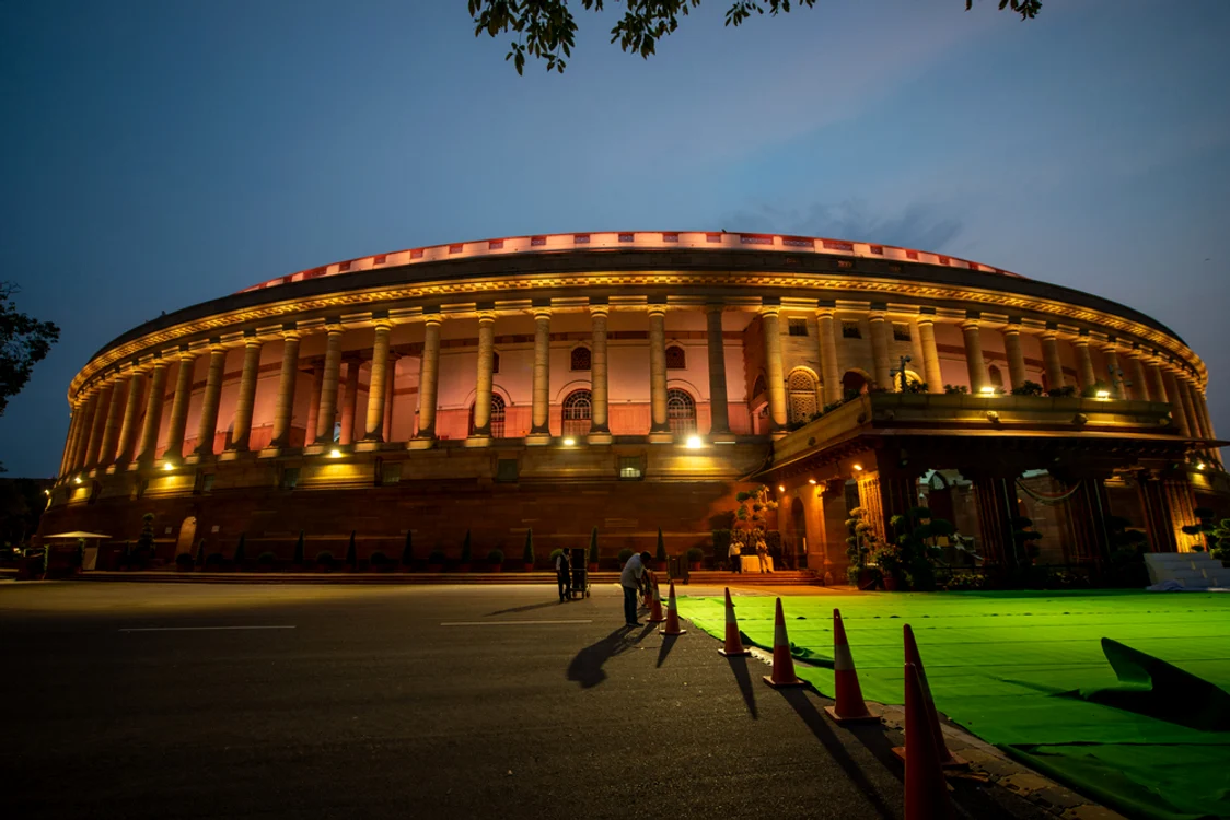 Parlament Indian FOTO: PradeepGaurs/Shutterstock