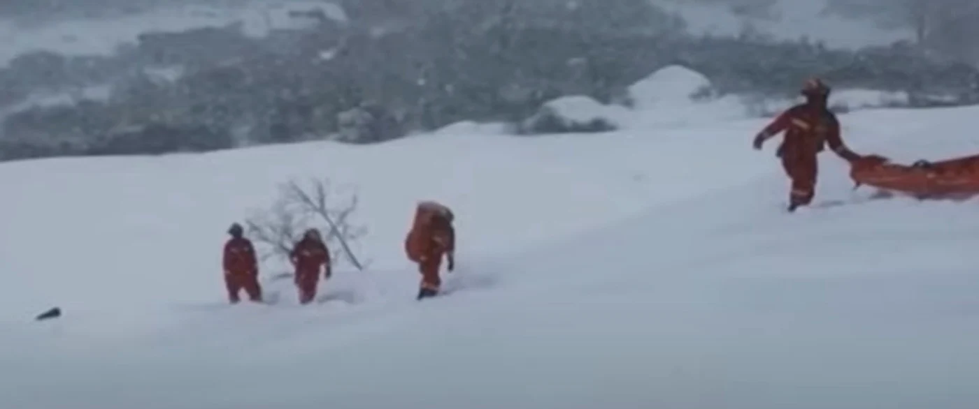 28 de oameni au murit în urma unei avalanșe în Tibet Foto: Captură Youtube