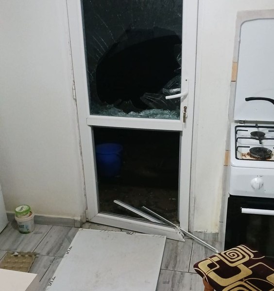 Gorjean vizitat de urs în propria locuință: „Mi se pare că are pretenții foarte mari. A fugit cu o sacoșă cu pâine“ VIDEO 