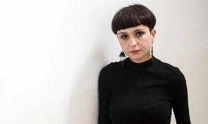„Mă intrigă cînd oamenii simt că sînt transparenți în fața celorlalți“ – interviu cu Cristina HANEŞ jpeg