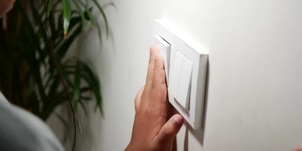 Stinge lumina - reducerea consumului de energie FOTO Shutterstock 